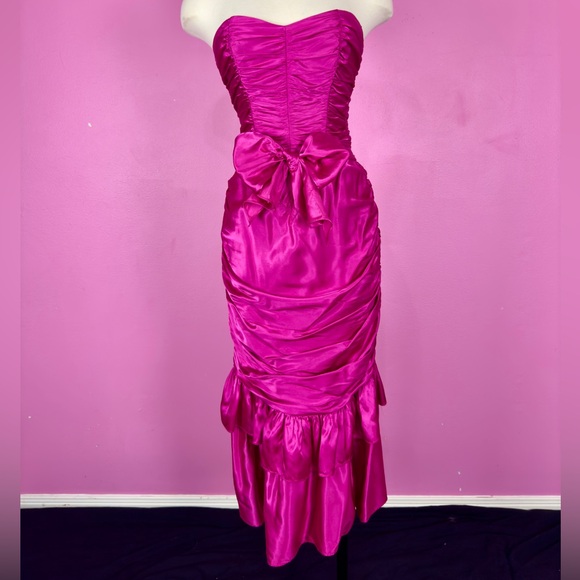 Vintage 1980s Gunne Sax Pink Barbie Bombshell Draped Strapless Party Prom Dress - Picture 10 of 10